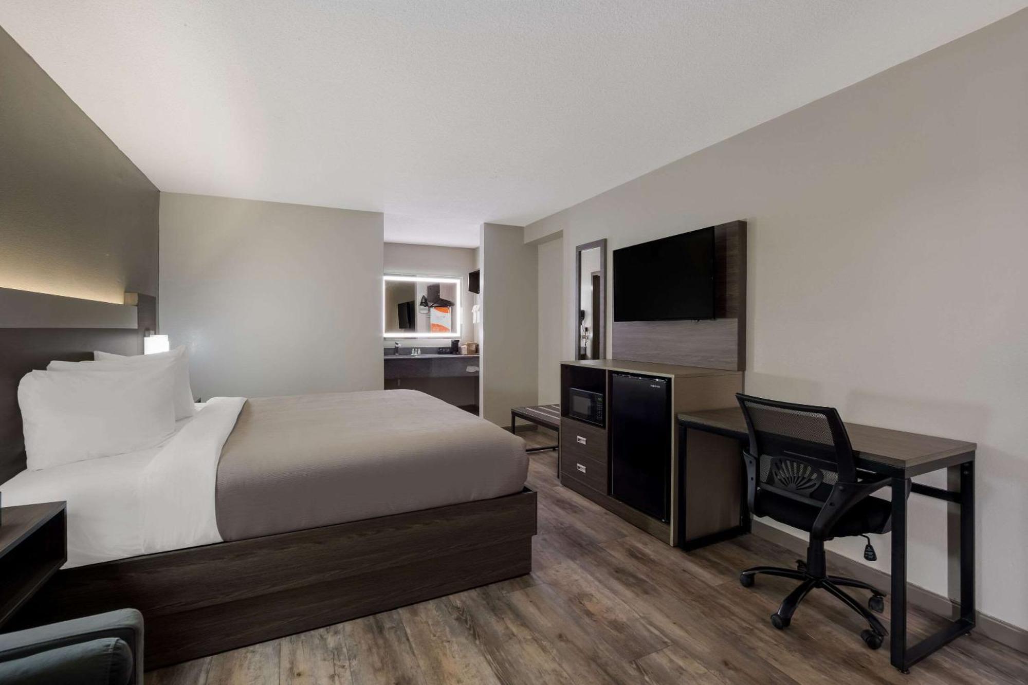 Quality Inn Fort Jackson Columbia Buitenkant foto