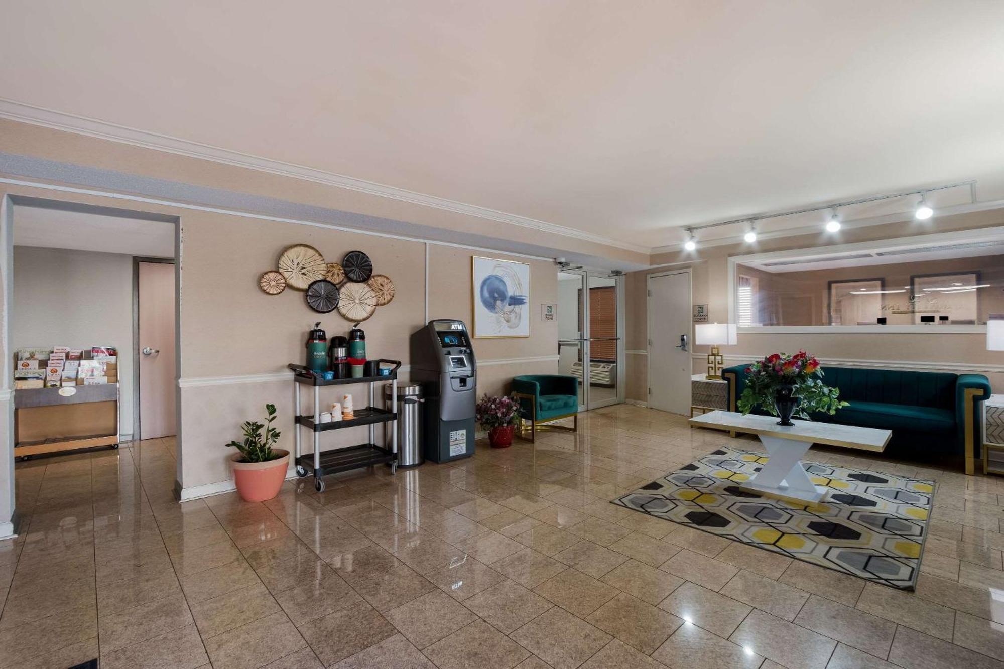Quality Inn Fort Jackson Columbia Buitenkant foto